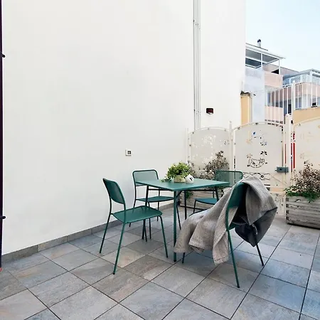 De Franchis - Smart Apartahotel