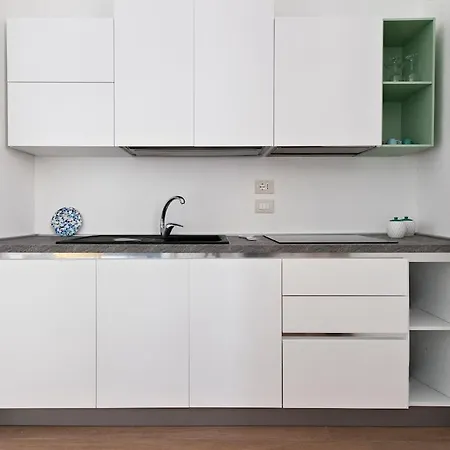 De Franchis - Smart Apartahotel