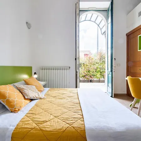 De Franchis - Smart Apartahotel