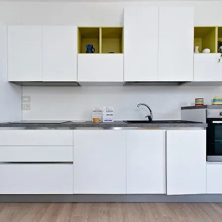 De Franchis - Smart Apartahotel