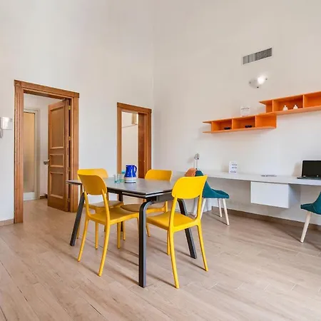 De Franchis - Smart Apartahotel *