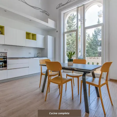 De Franchis - Smart Apartahotel *